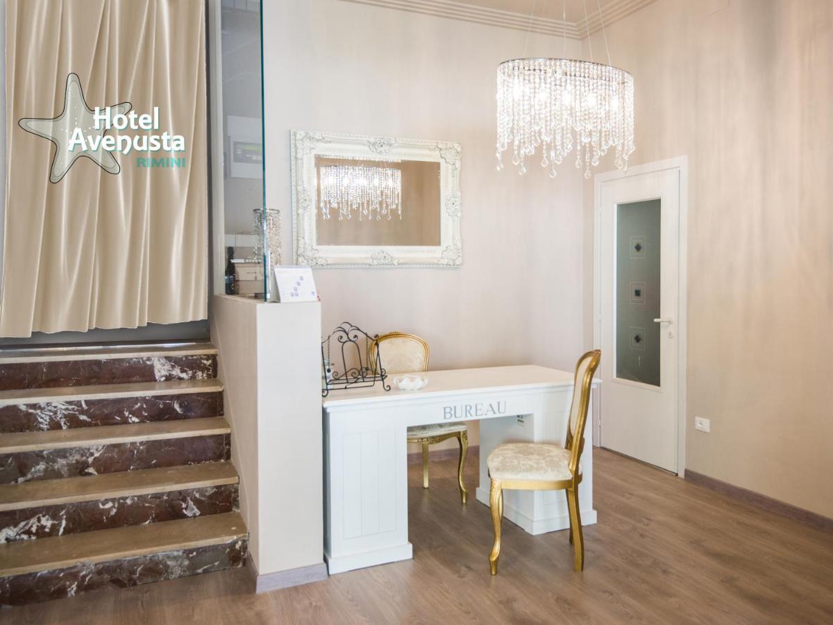Hotel Avenusta Viserba Di Rimini エクステリア 写真